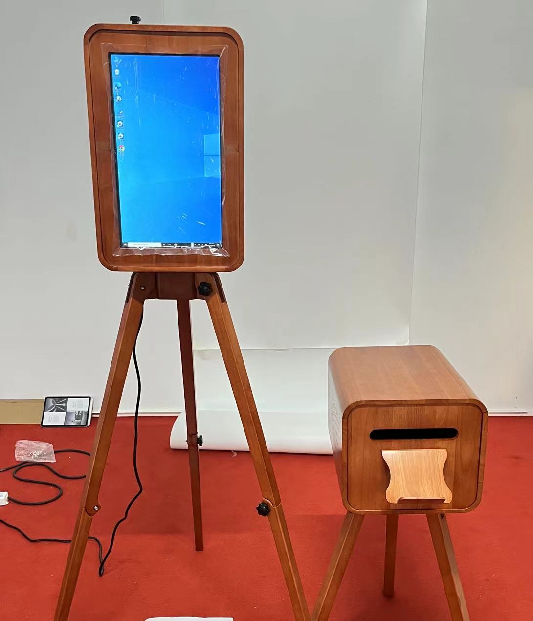 Photography Website - Oak Wood Selfie Camera Photo Booth